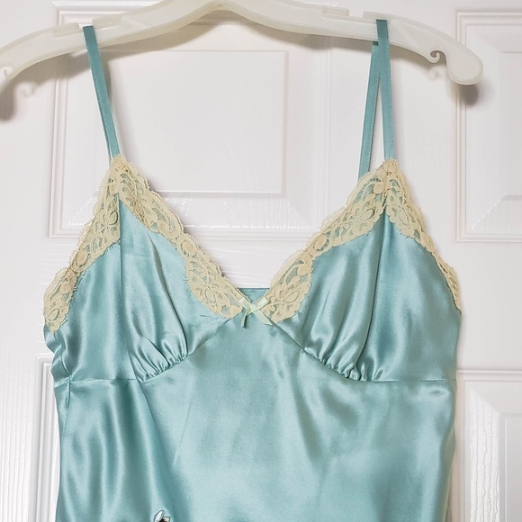 Like New Banana Republic Silk Tank/Camisole Top-Local Pickup Offer Vancouver, WA - Picture 2 of 7